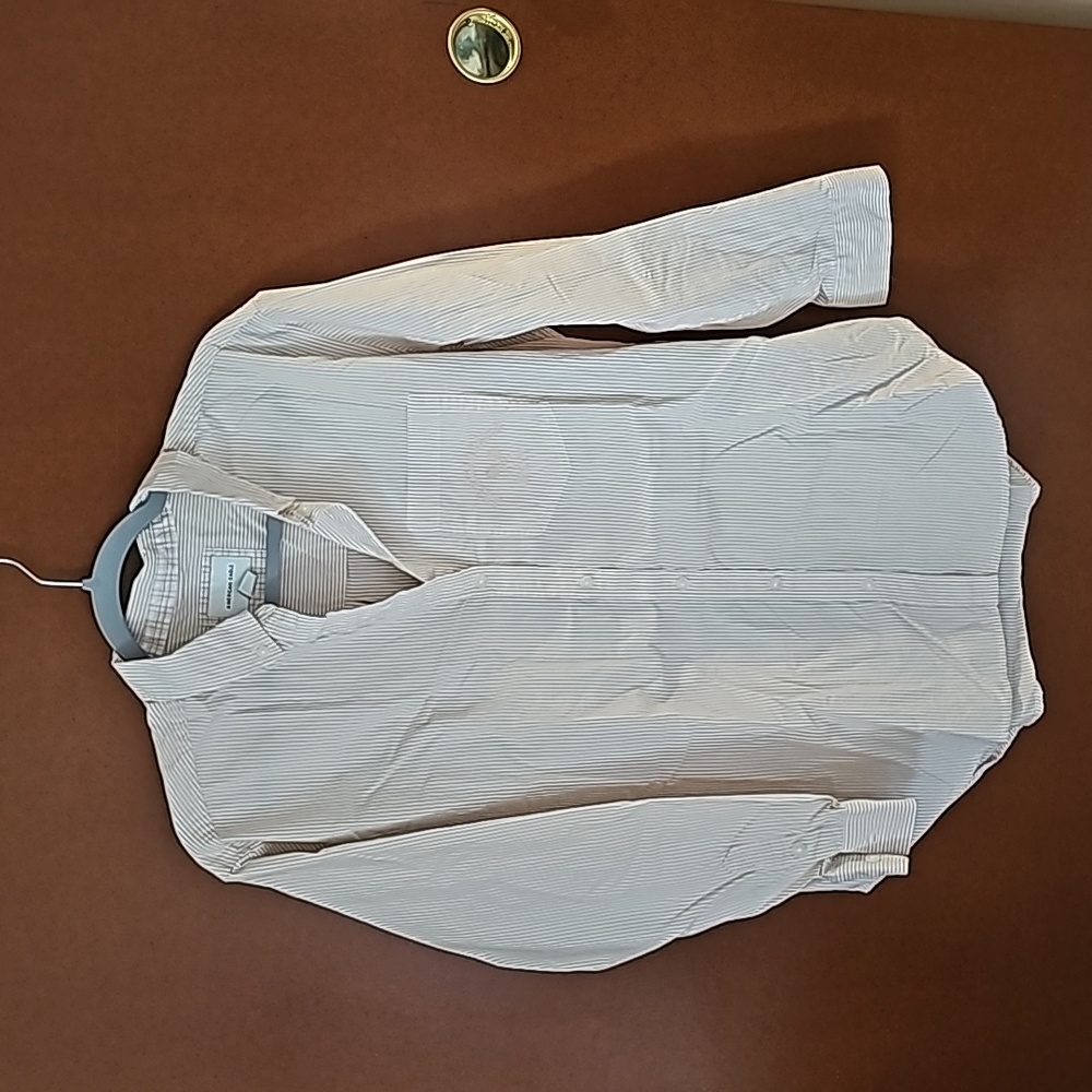 American Eagle Womens Oversized Button Down Shirt